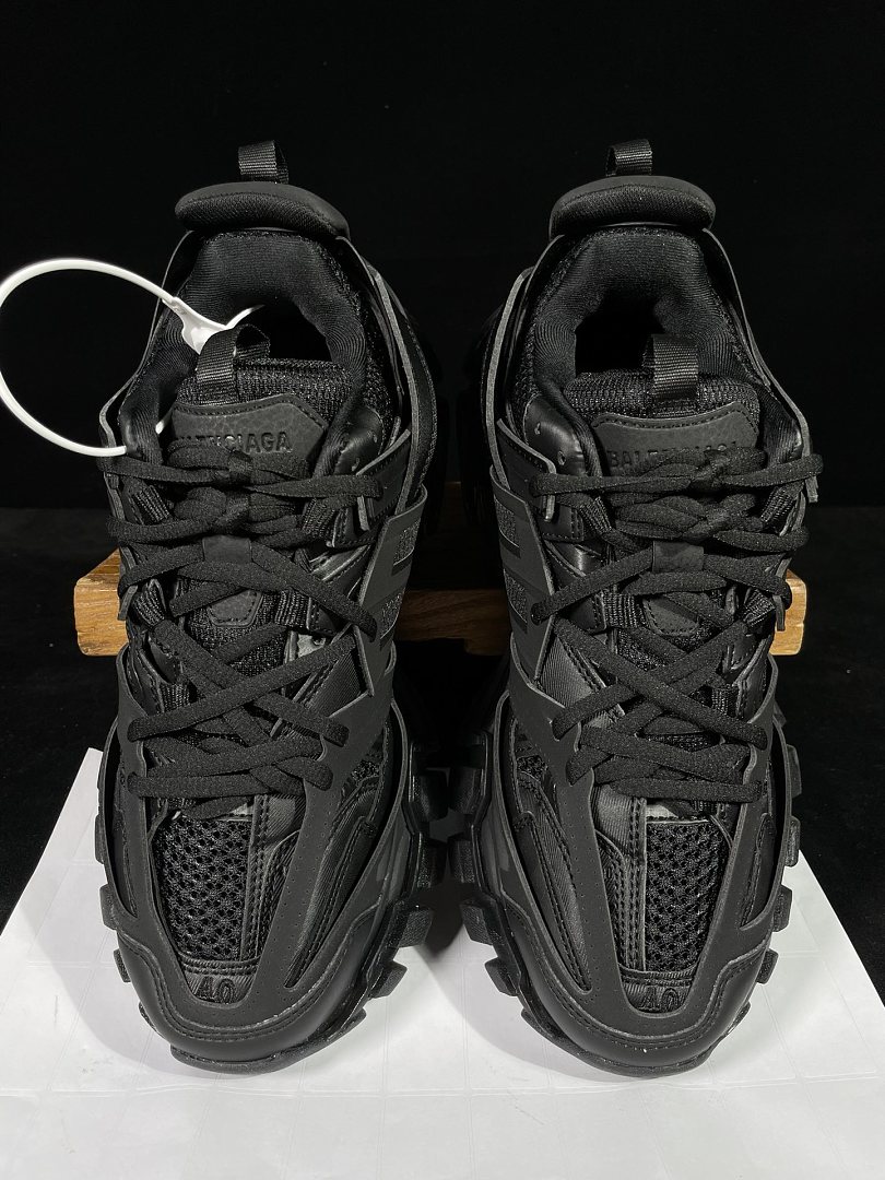 Balenciaga Track - Image 9