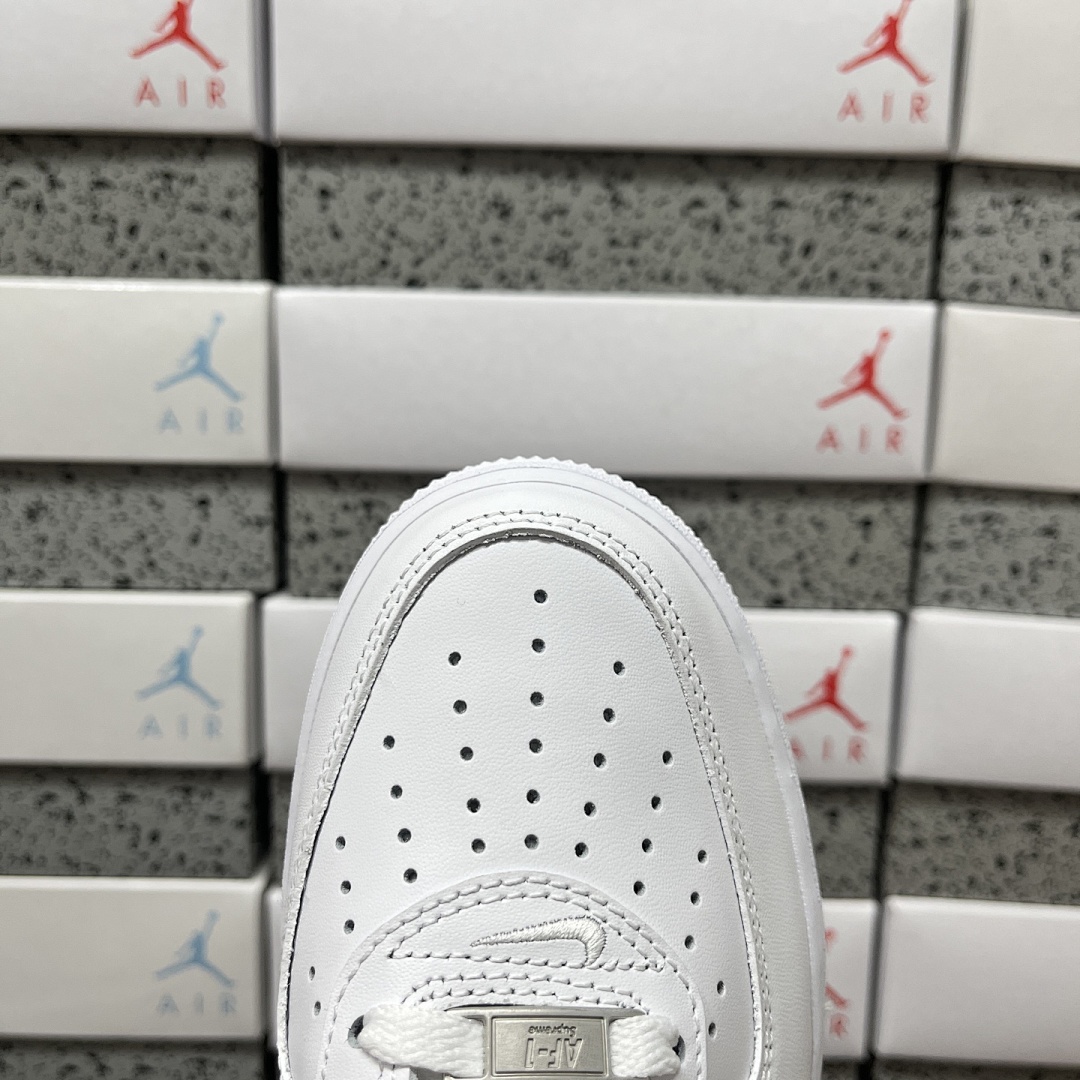 Nike Air Force 1 Low Supreme (White Black) - Image 9