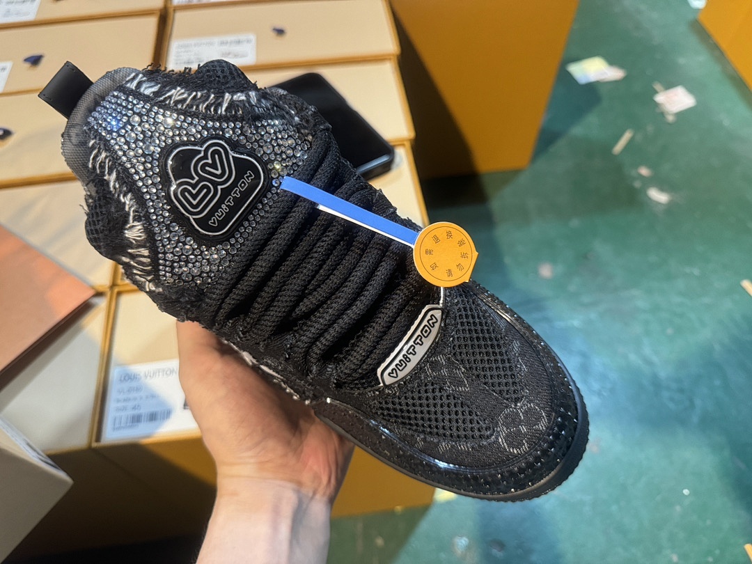Louis Vuitton LV SkateBlack Sports Shoes - Image 9