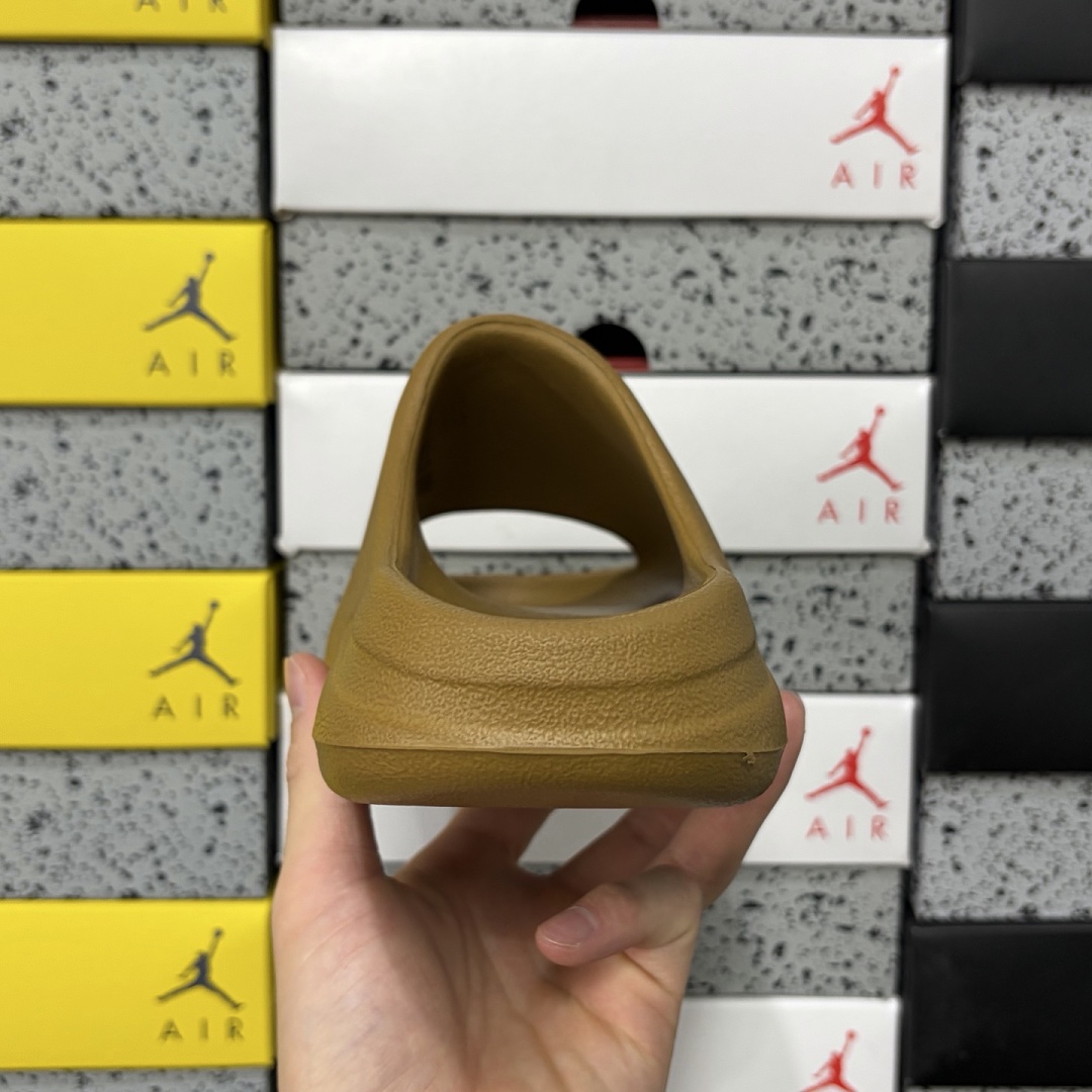 Adidas Yeezy Slide Ochre Slides Military Brown (Matte) - Image 7