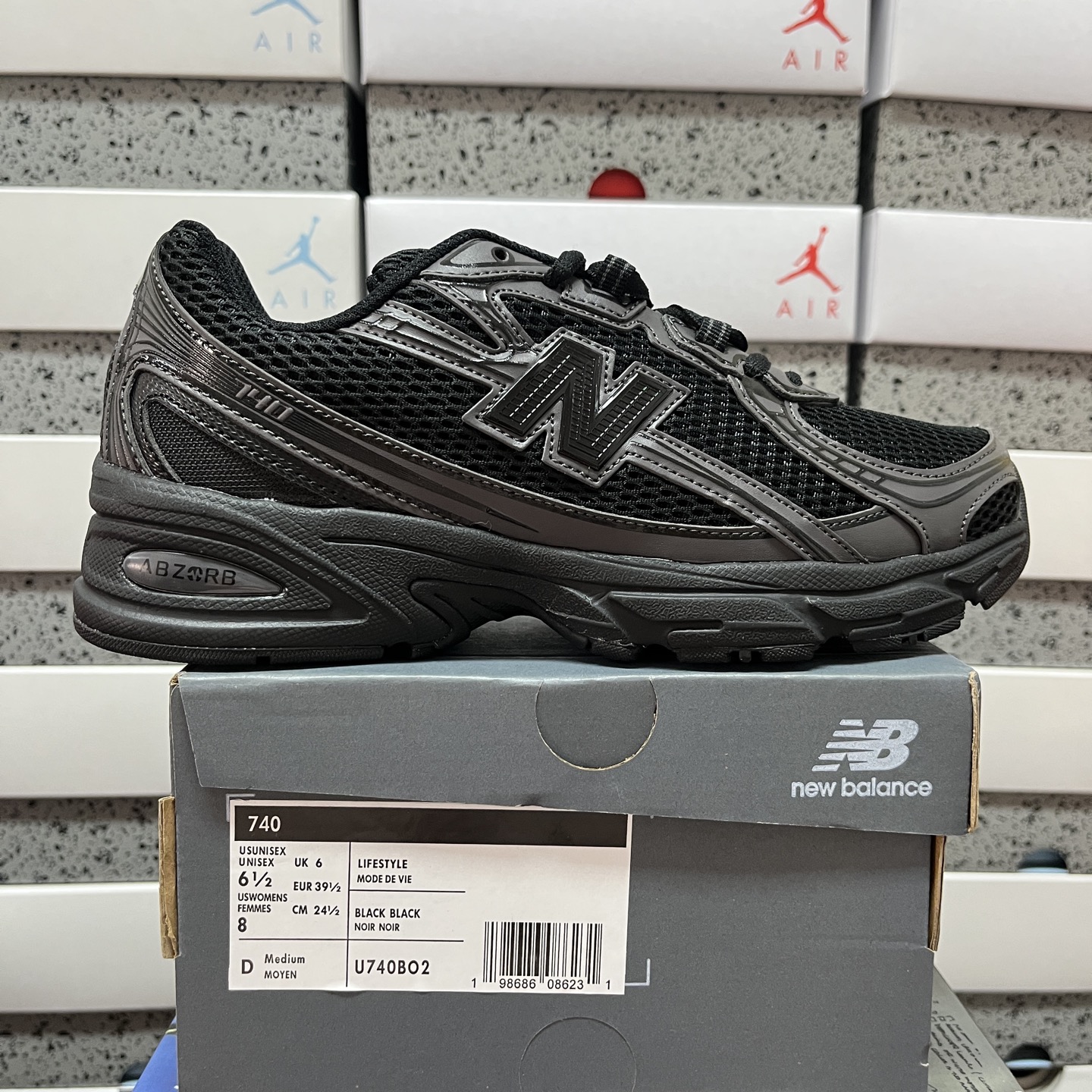 New Balance 740 (Triple Black) - Image 10