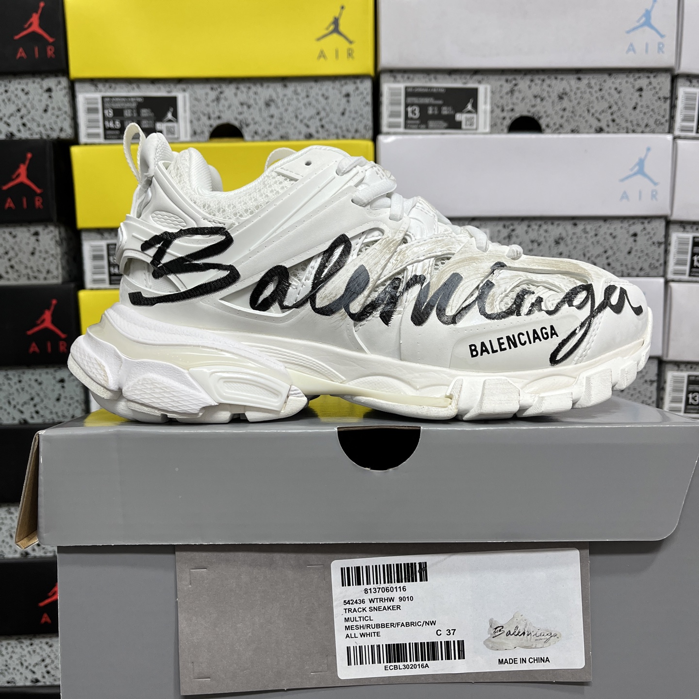 Balenciaga BLCG Track 3.0 - Image 11
