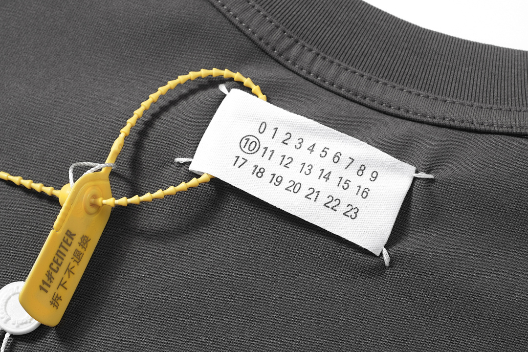 On Running 128 M6 Embroidered LOGO Short Sleeve T Grey Apricot 46 48 50 52 8091# - Image 12