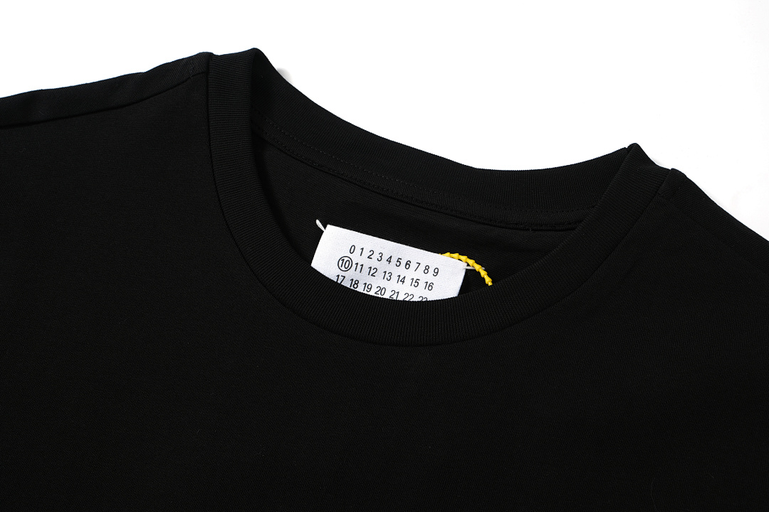 On Running 108 MM6 Maison Margiela LOGO Print T Black White 46 48 50 52 3968# - Image 5