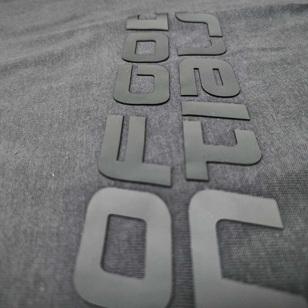 Essentials 128 FW26 Holiday 2026 90'S SHORT SLEEVE TEE T : Iron Ink Grey Black Smoke Mist XS-XL - Image 17