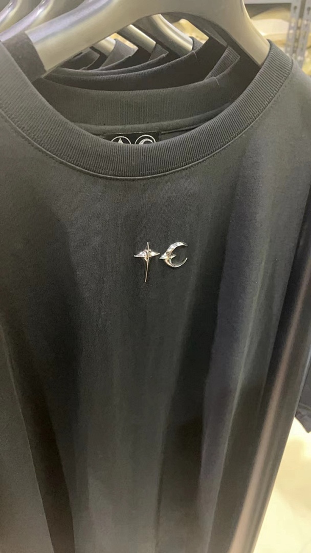 Christian Louboutin 128 THUG CLUB × Complexcon Limited Exclusive Stud Short Sleeve T Black S-L 8022# - Image 21