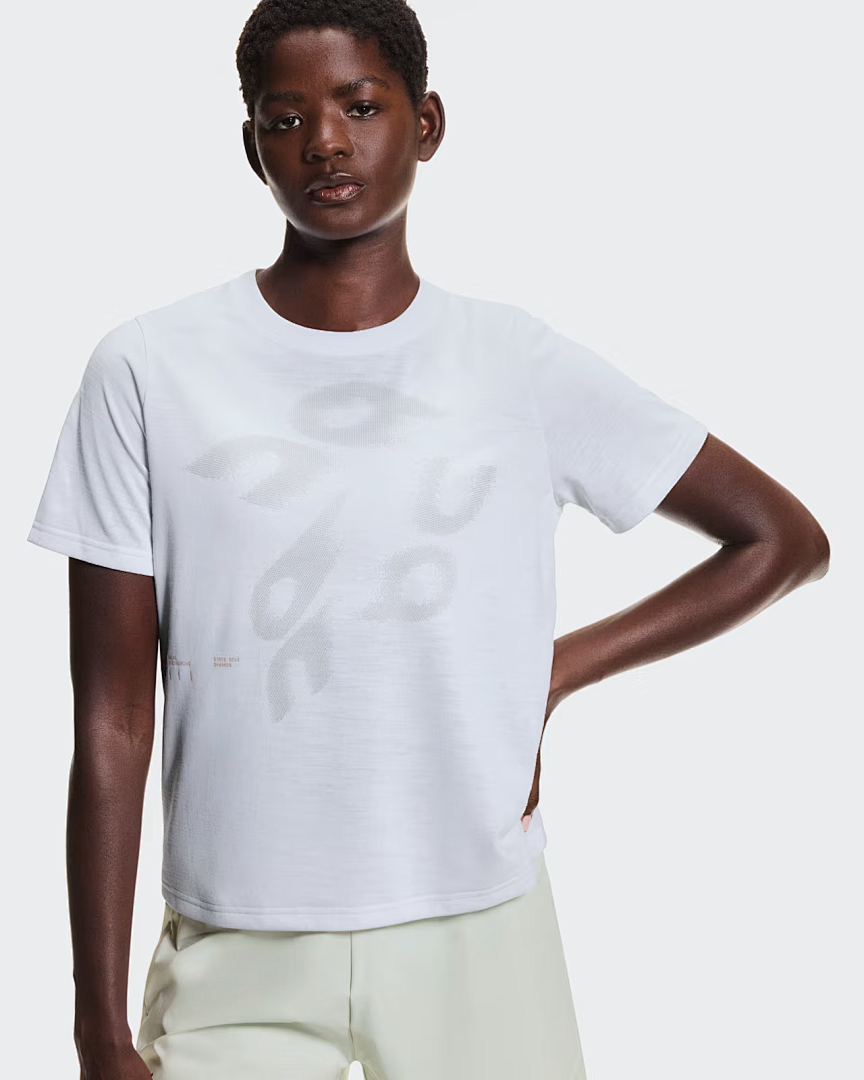 On Running ON SALE68 RUNNING Logo Print Collar Short Sleeve T : Black White M L XL - Image 19