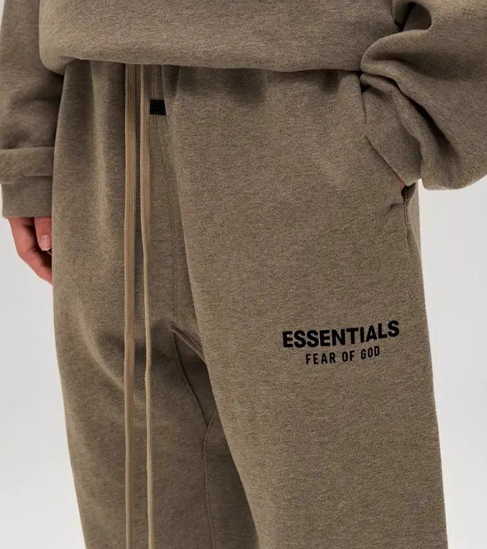 Essentials 178 Ess FALL24 HOLIDAY Fleece EssentialSweatpant Print Lace Up Velvet : Dark Mist Grey Light Black Desert Gold Brown :S-XL - Image 28