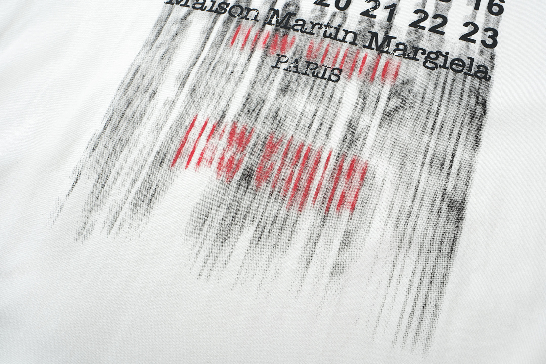 On Running 108 New Vogue × MM6 Maison Margiela LOGO Print Short Sleeve T Black White 46 48 50 52 3966# - Image 23
