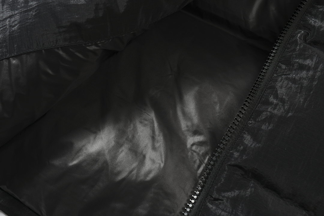 On Running 278 Cole Buxton Gloss Surface Vest Black Coffee S-XL C7037# - Image 28