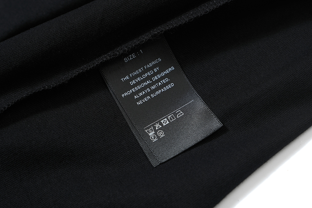On Running 108 CIVISION By CSC Print LOGO Short Sleeve T Black 1 2 3 8034# - Image 13
