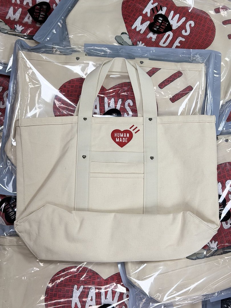 Human Made 238 Kaws X HUMAN MADE TOTE BAG New Limited Exclusive Collab Canvas Size: 52X36X15Cm - Image 5