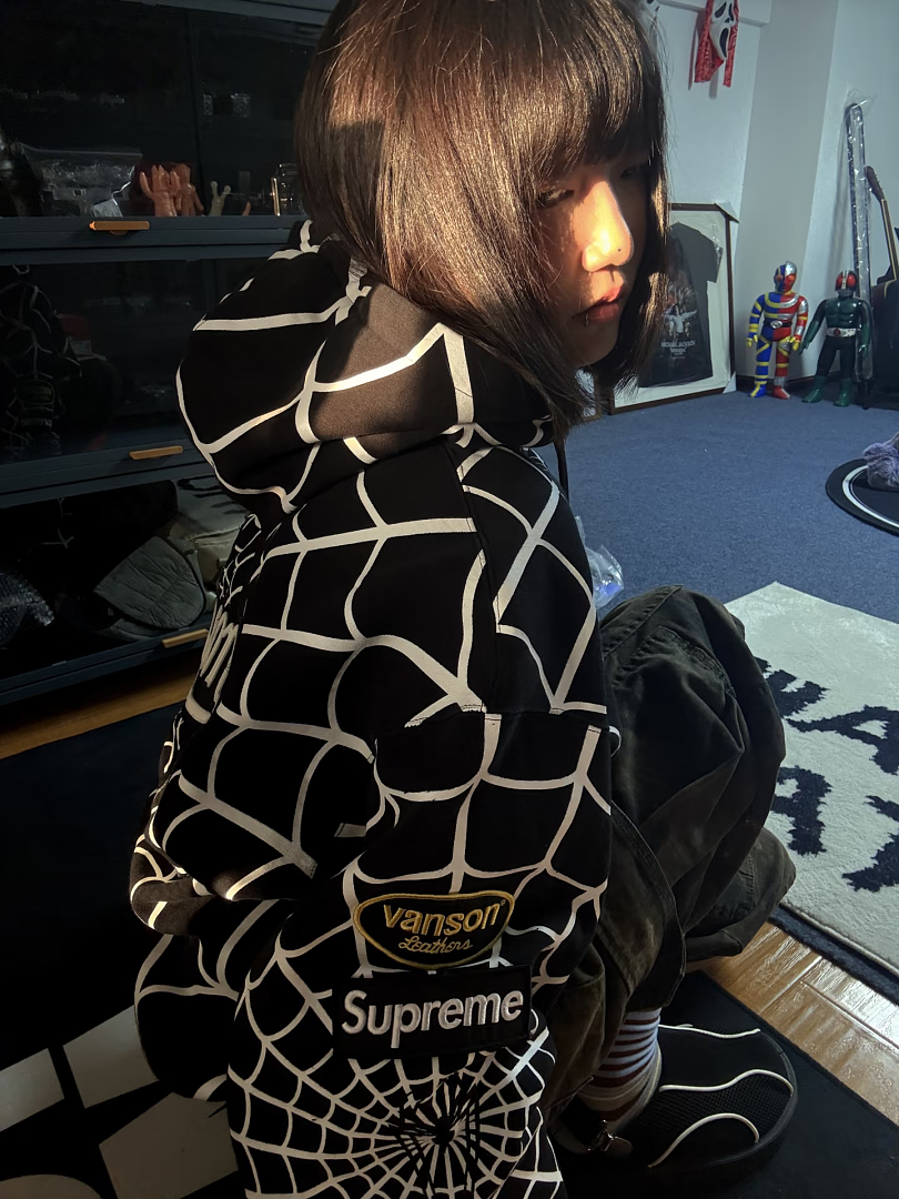 Sp5der 438 VANSON SPIDER-MAN Collab SS26 ZIP UP HOODED Thin Velvet Black Red S-XL - Image 48