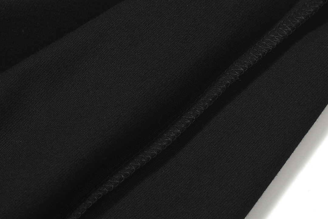 On Running 128 NONNOD Print Short Sleeve T Black 1 2 3 8051# - Image 17
