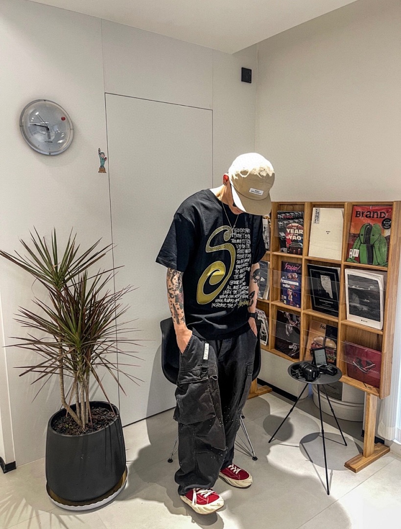 Stussy 98 STU FW22 Logo Print Mens Womens Short Sleeve T : Black White Grass (Green) - Image 17