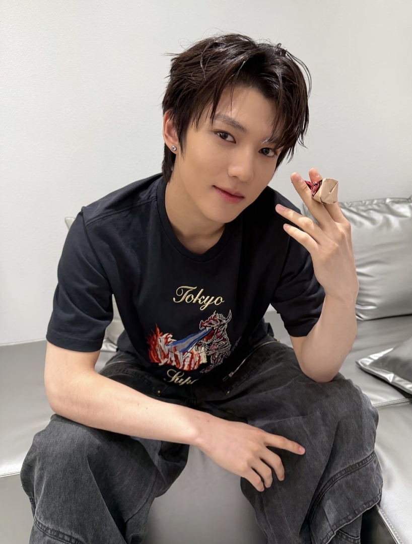 Supreme 178 SS26 MONSTER Tokyo Embroidered Small T Black White S-XL - Image 26