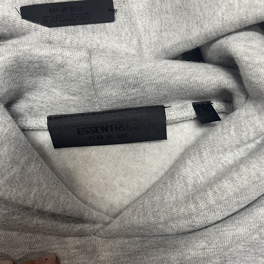 Essentials 188 Kids Ess FALL24 HOLIDAY : Dark Mist Grey Light Black Desert Gold Brown 4/5 6/7 8 10 12 14/16 - Image 19