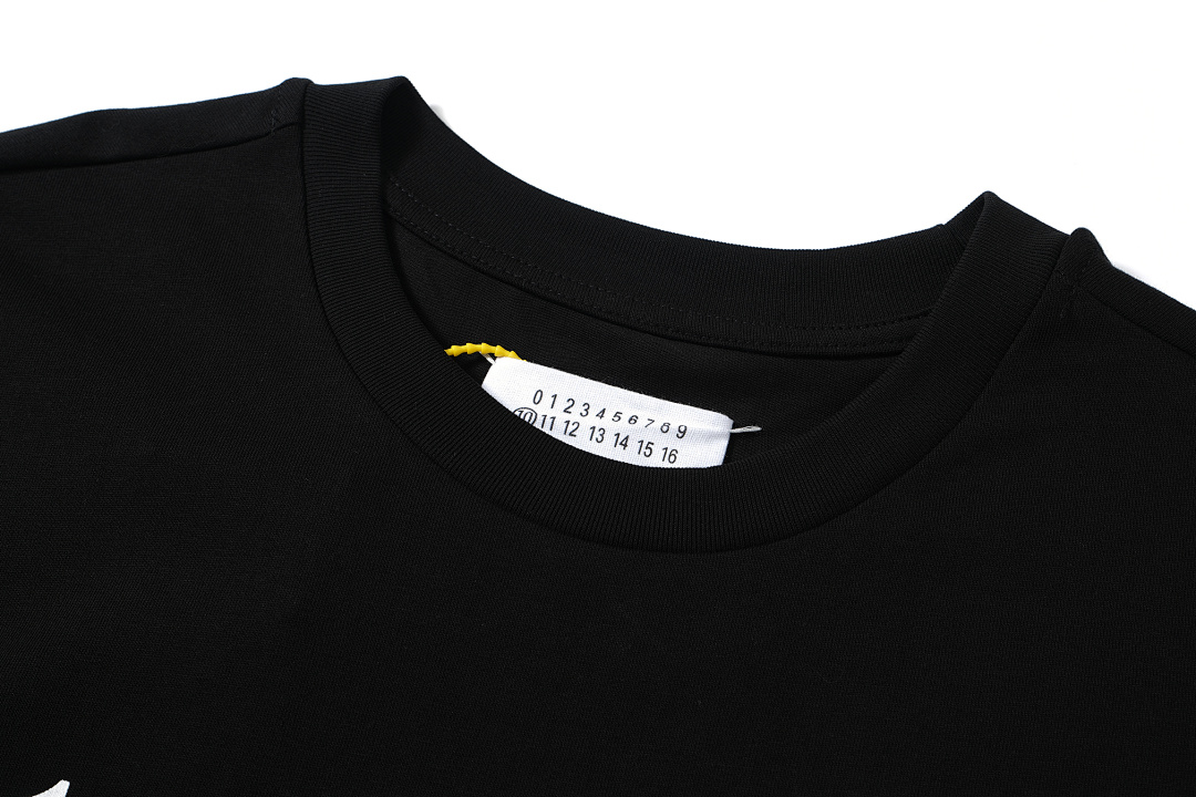 On Running 108 MM6 Maison Margiela LOGO Print T Black White 46 48 50 52 3969# - Image 5
