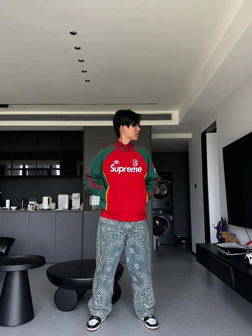 Supreme 398 SS25 Collab Fleece Black Red Purple Light Blue S - Image 79