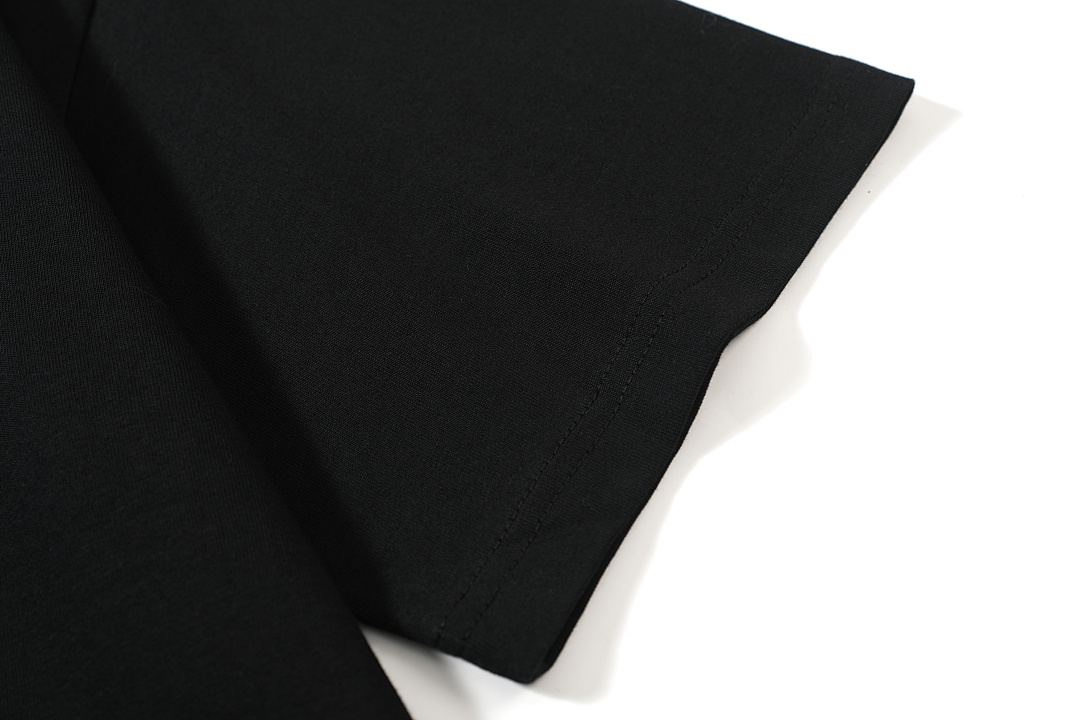 On Running 118 Maison Margiela MM6 LOGO Print Short Sleeve T White Black 46 48 50 52 3430# - Image 8