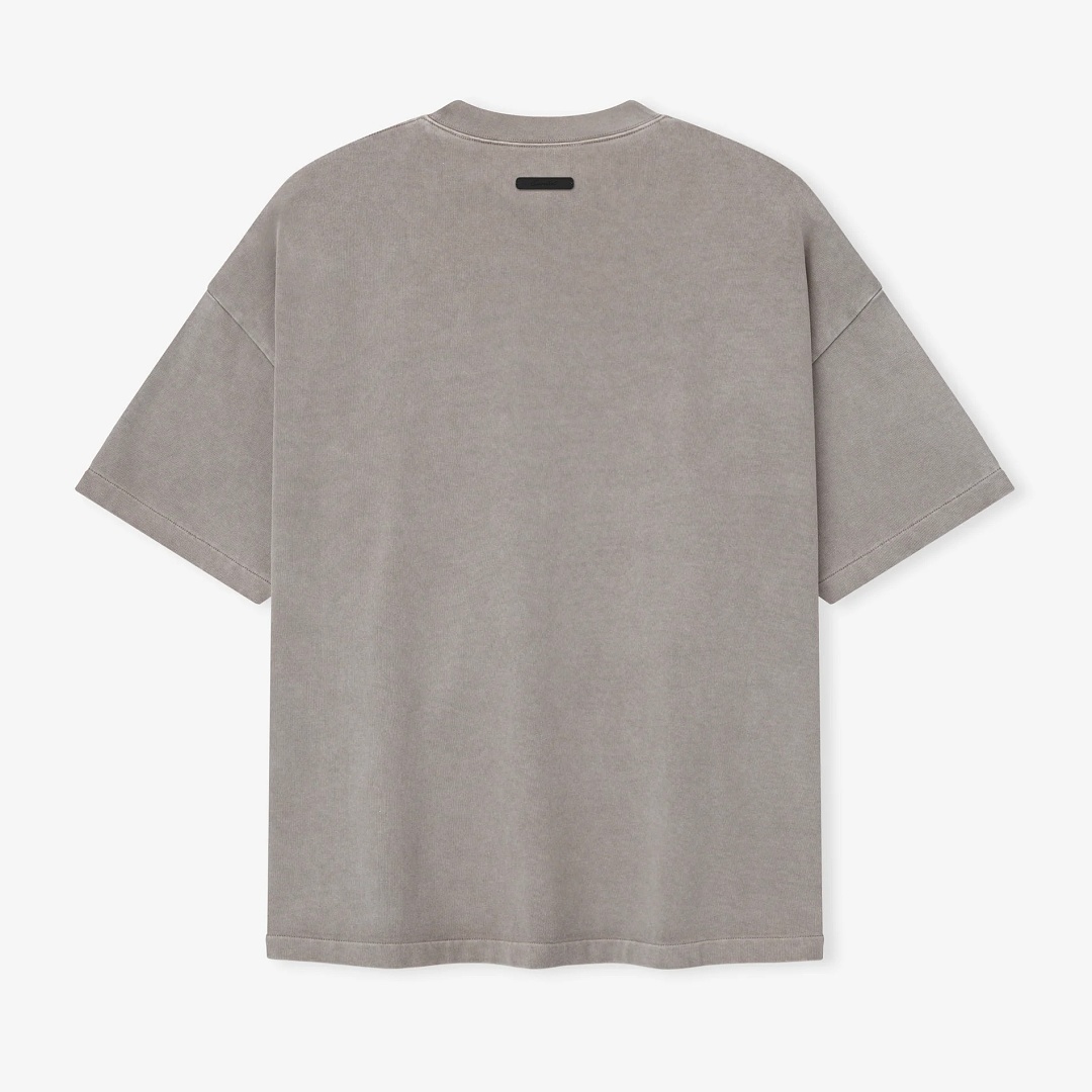 Essentials 128 Ess SS26 TRAINING Print Short Sleeve T Iron /FADED lRON GREY Sand DUNE SEAL : XS -XL - Image 5