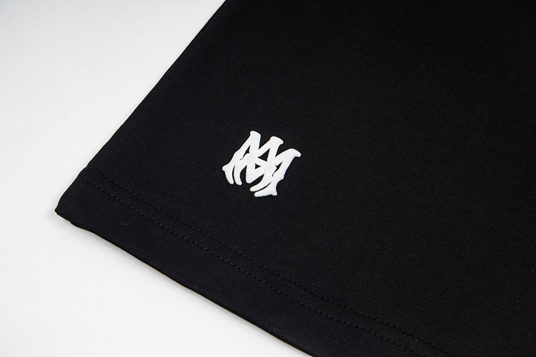AMIRI 118 Wide Version Model Short Sleeve T Logo Print High Wind Black White Apricot S M L - Image 29
