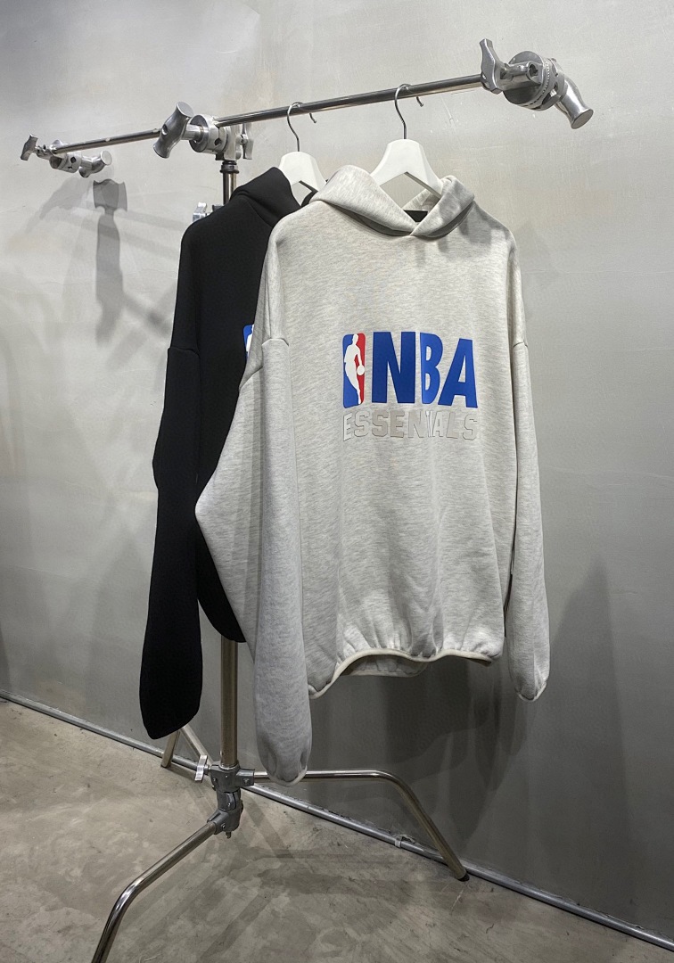 Essentials 238 Ess X Collab FW25 NBA Hoodie Logo Velvet Print Black Light Mist Grey : SM L - Image 5