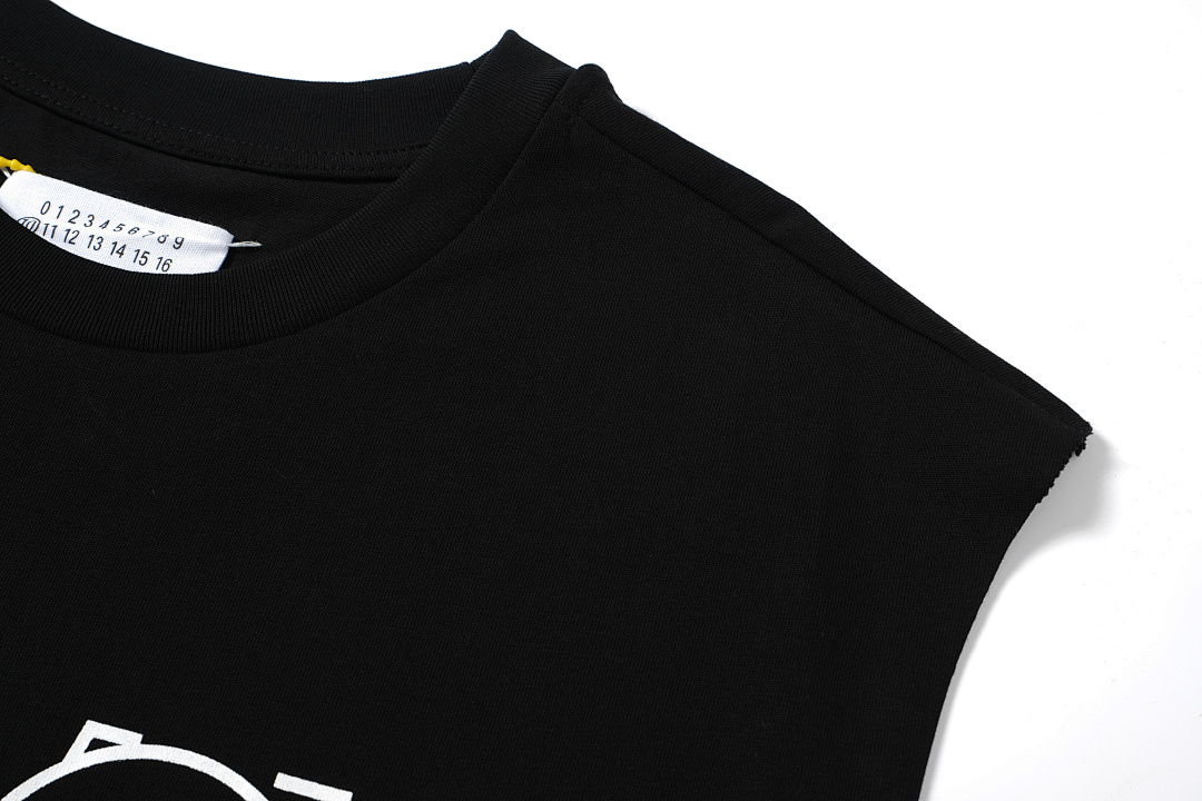 On Running 108 MM6 Maison Margiela LOGO Print T Black White 46 48 50 52 3969# - Image 6