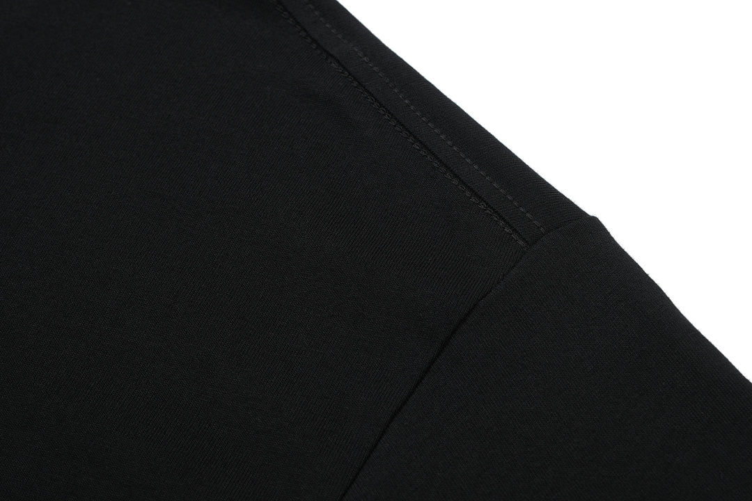 On Running 108 CIVISION By CSC Embroidered LOGO Label Short Sleeve T Black 1 2 3 3410# - Image 6