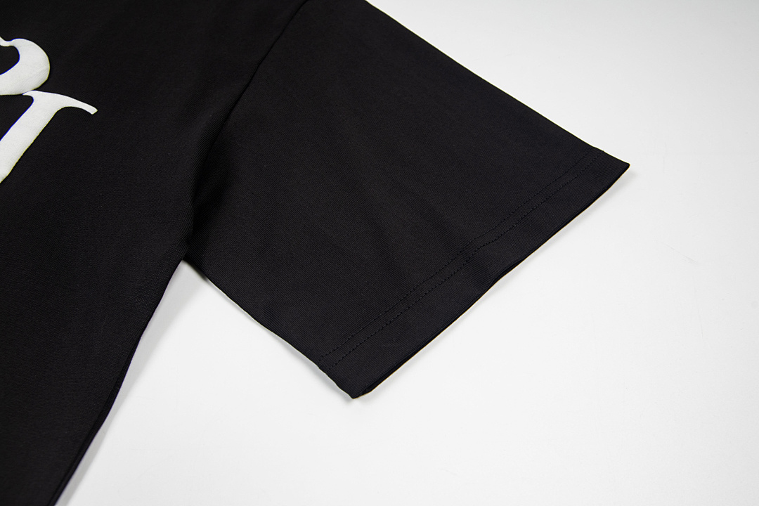 AMIRI 118 Wide Version Model Short Sleeve T Logo Print High Wind Black White Apricot S M L - Image 27