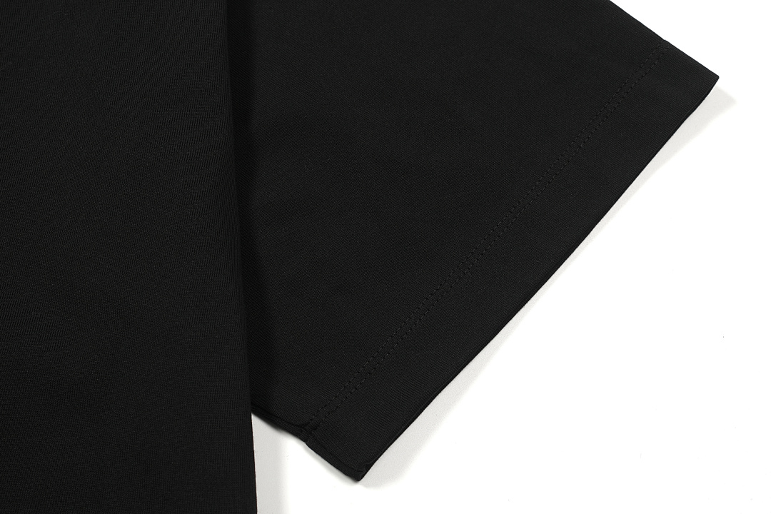 On Running 118 M6 Print Short Sleeve T Black White 46 48 50 52 8095# - Image 13