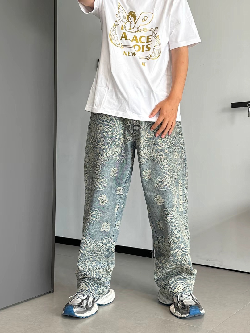 Supreme 498 SS25 BANDANA JACQUARD BAGGY JEAN Floral Fruit (Black) - Image 35