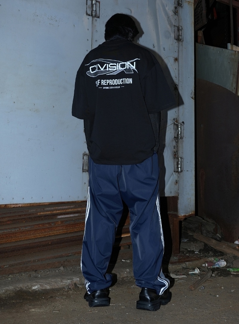 On Running 108 CIVISION By CSC Print LOGO Short Sleeve T Black 1 2 3 8033# - Image 21