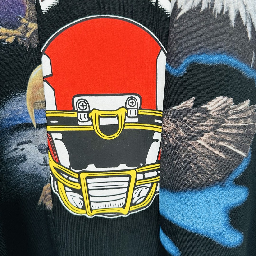 Supreme 258 X MM6 SPLIT GRAPHIC TOP Classic T - Image 10