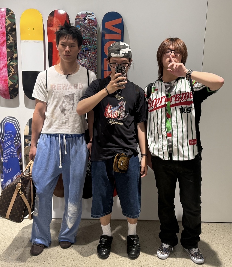 Supreme 178 SS26 MONSTER Tokyo Embroidered Small T Black White S-XL - Image 31