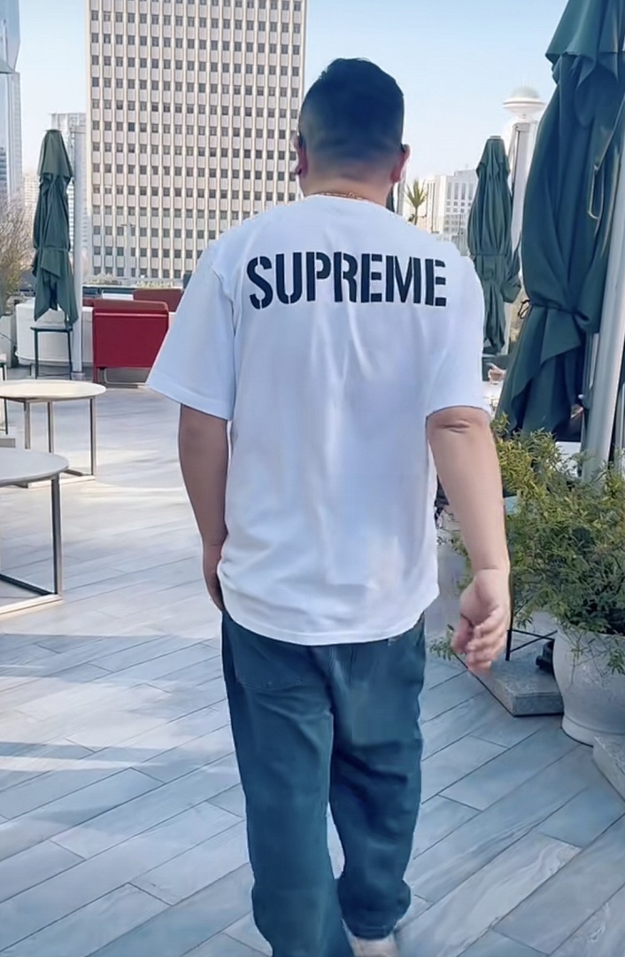 Supreme 138 26SS WORLD FAMOUS TEE Short Sleeve Black White S - Image 28