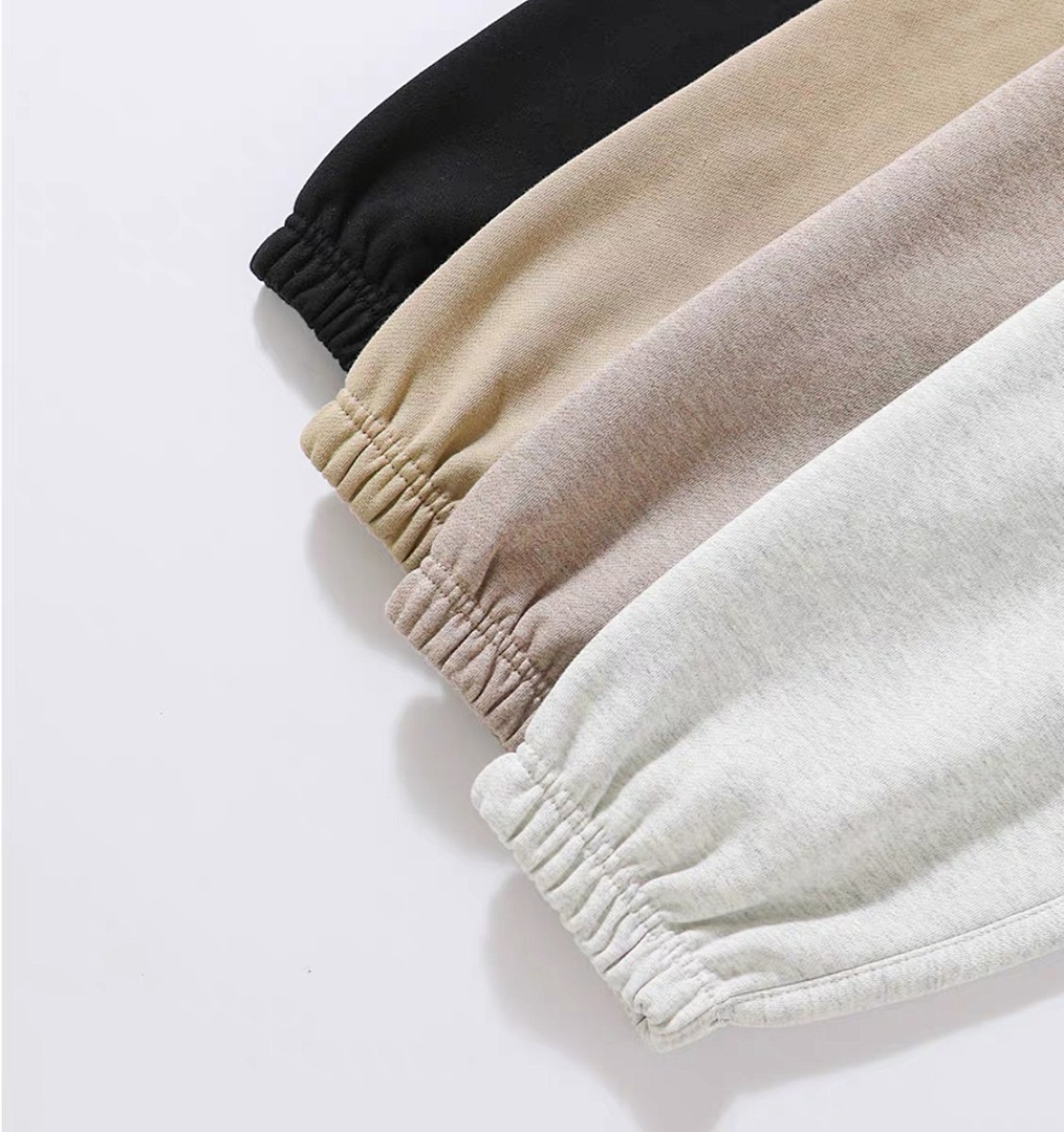 Essentials 178 Ess FALL24 HOLIDAY Fleece EssentialSweatpant Print Lace Up Velvet : Dark Mist Grey Light Black Desert Gold Brown :S-XL - Image 21