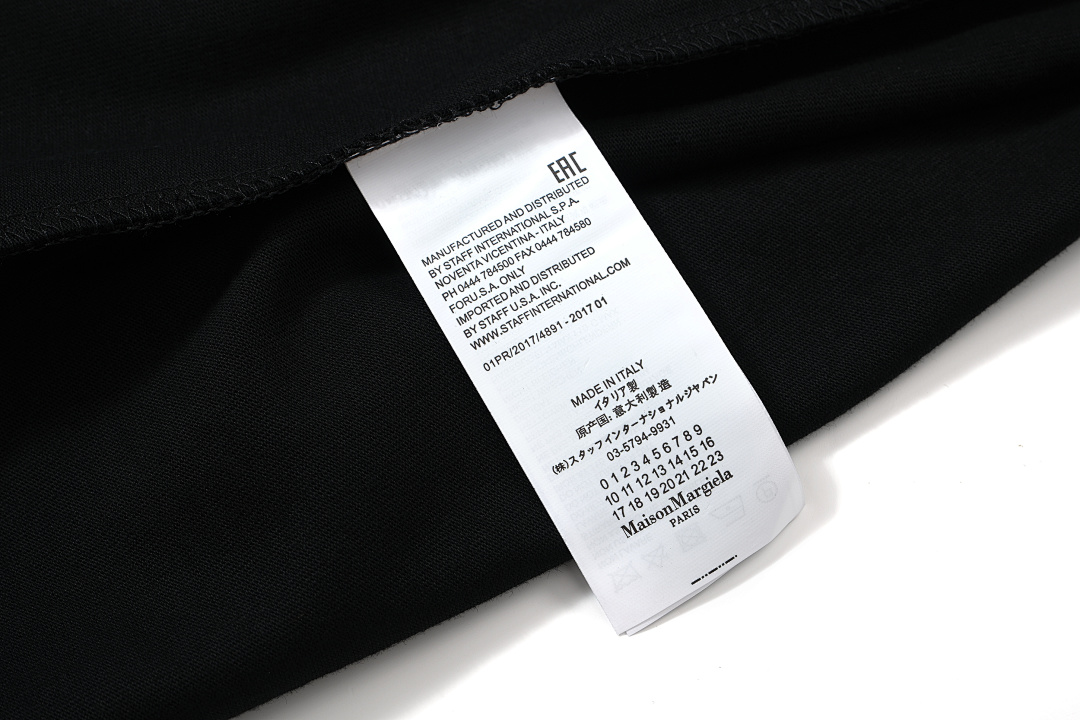 On Running 108 New Vogue × MM6 Maison Margiela LOGO Print Short Sleeve T Black White 46 48 50 52 3966# - Image 11
