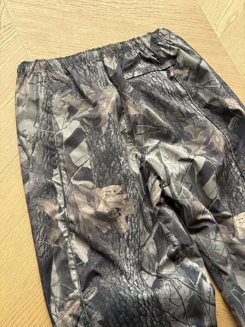 Balenciaga 368 SS26 WEEK1 Cotton Ripstop Track Pant Wide Black Camo Purple Off White S~XL - Image 18
