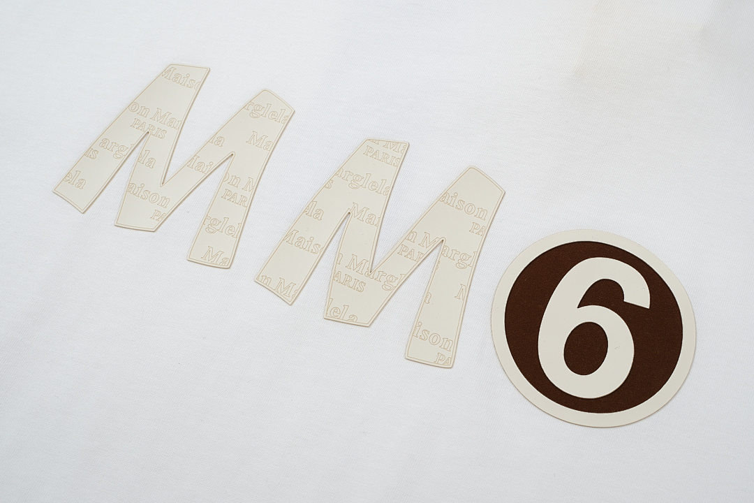 On Running 118 MM6 Maison Margiela LOGO Print Short Sleeve T Black White 46 48 50 52 3972# - Image 22