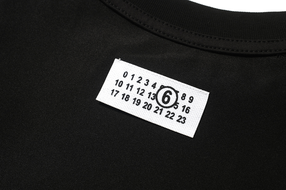 On Running 108 M6 LOGO Short Sleeve T Black White 46 48 50 52 8089# - Image 10