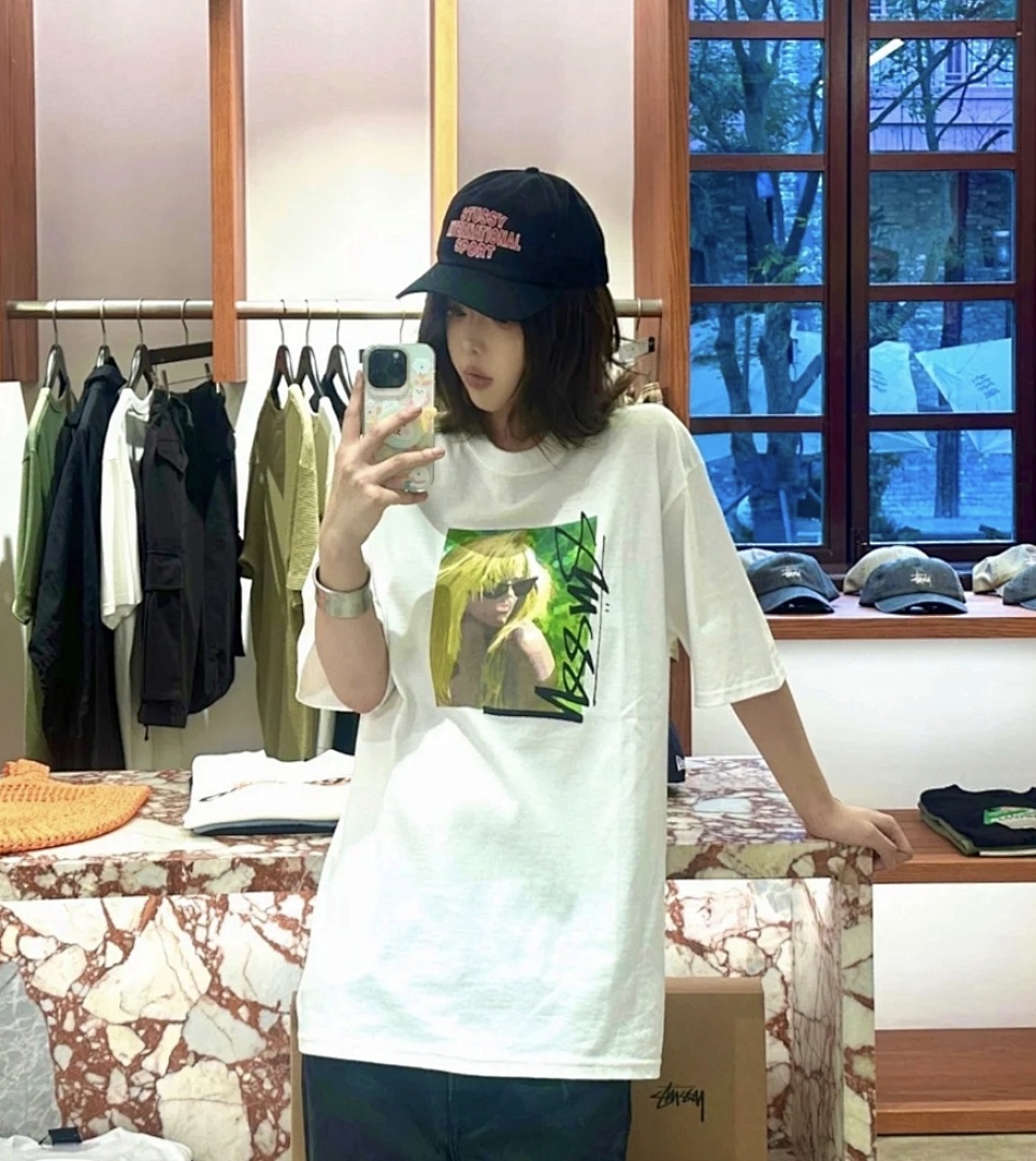 Stussy 138 STU SS25 Gold Womens T LAURA TEE Print Short Sleeve Black White S - Image 26