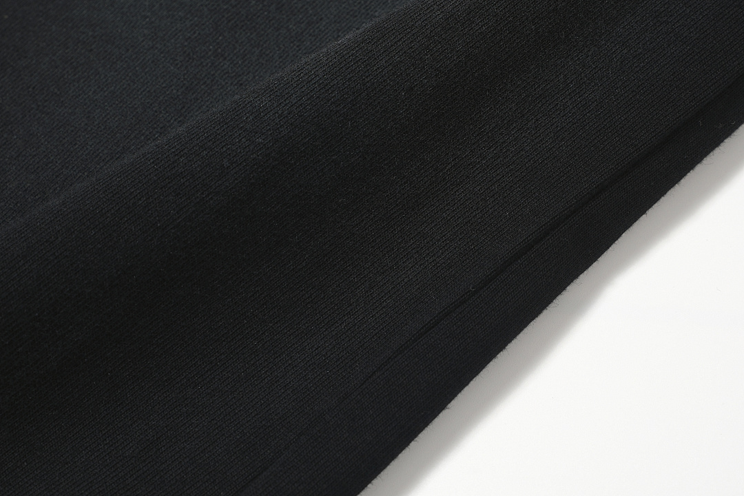 On Running 128 NONNOD Short Sleeve T Black 1 2 3 8049# - Image 9