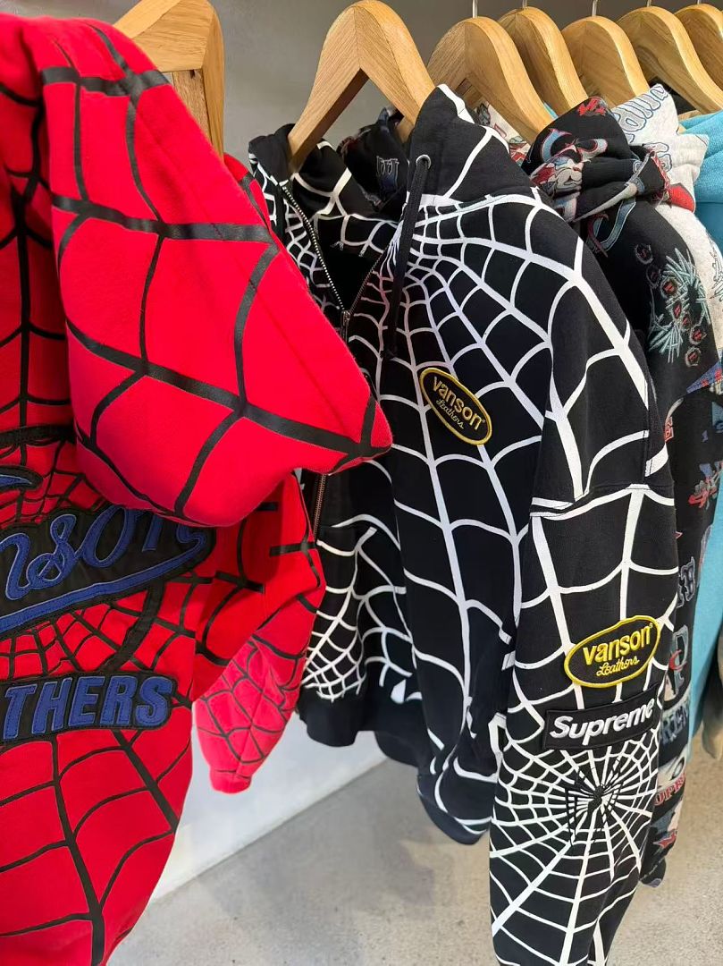 Sp5der 438 VANSON SPIDER-MAN Collab SS26 ZIP UP HOODED Thin Velvet Black Red S-XL - Image 32