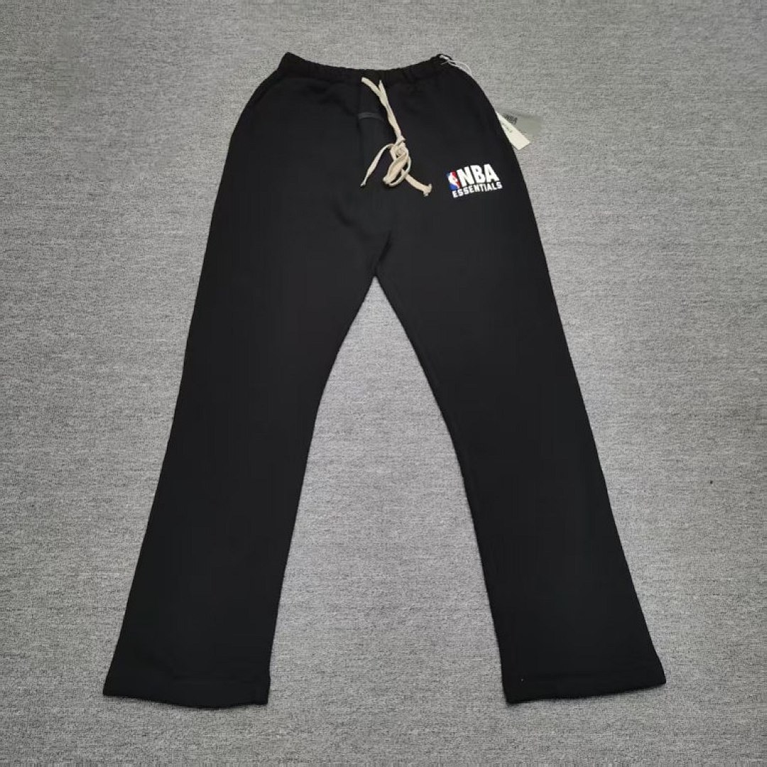 Essentials 228 Ess X Collab FW25 Gum : Light Mist Grey Black S-XL - Image 9