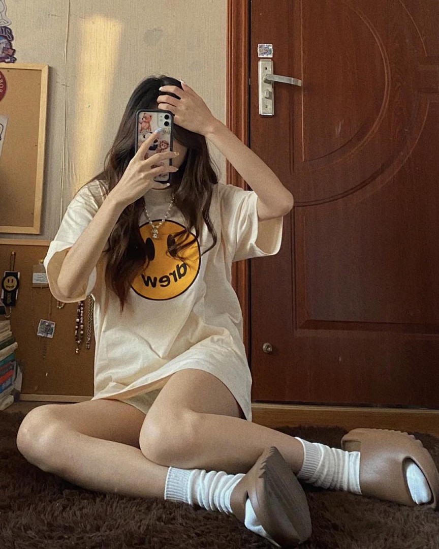 Drew House 108 DREW HOUSE 22FW Mascot Tee LOGO Print Short Sleeve T Cream White Black Red Color Blue Pink Purple S M L - Image 38