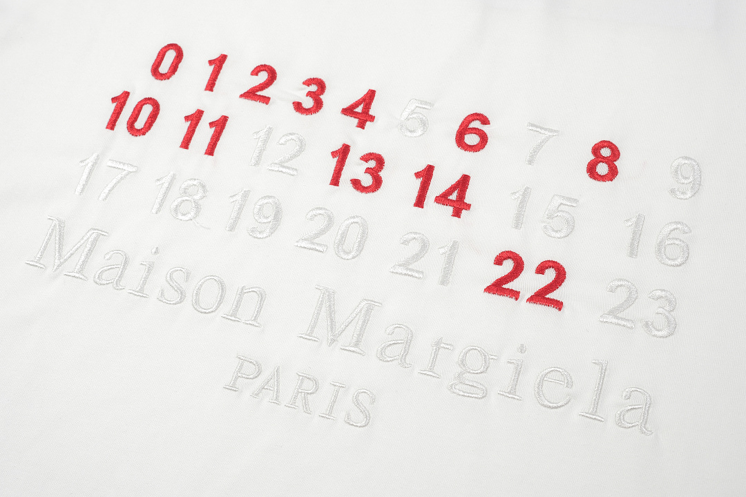 On Running 128 MM Print Short Sleeve T Black White 46 48 50 52 8313# - Image 23