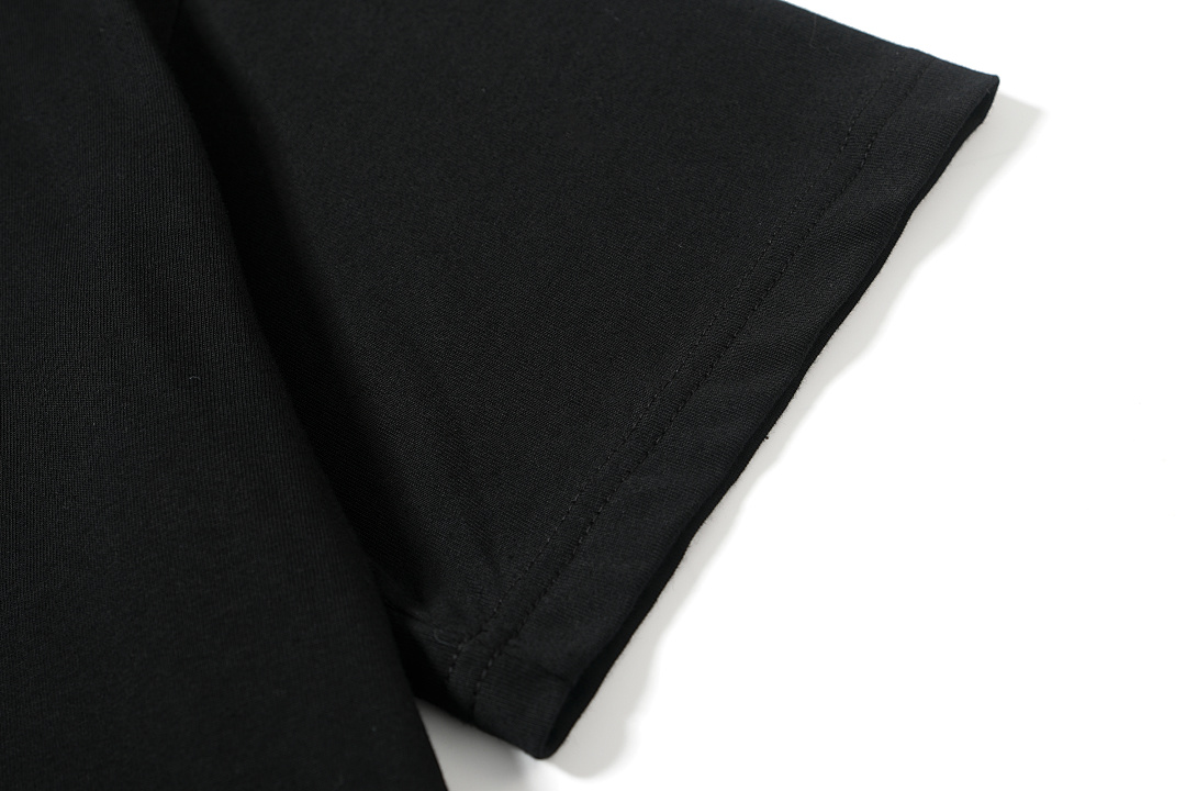 Christian Louboutin 128 THUG CLUB × Complexcon Limited Exclusive Stud Short Sleeve T Black S-L 8022# - Image 13