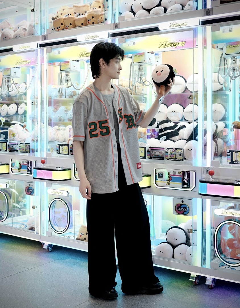 Supreme 298 25SS OLD ENGLISH BASEBALL JERSEY T (Black) - Image 25