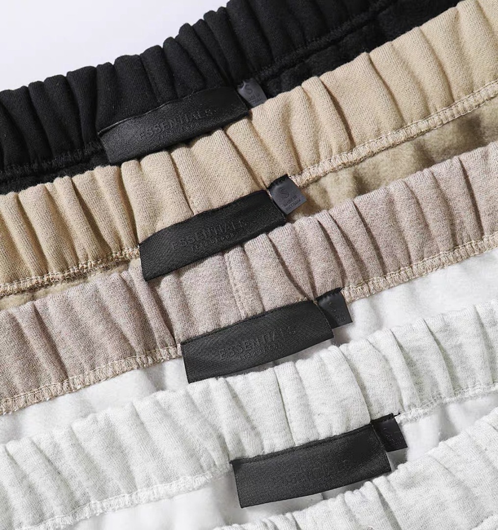 Essentials 178 Ess FALL24 HOLIDAY Fleece EssentialSweatpant Print Lace Up Velvet : Dark Mist Grey Light Black Desert Gold Brown :S-XL - Image 16